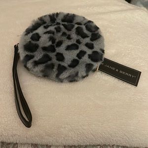 Jane & Berry Gray & Black Faux Fur Animal Print Wristlet